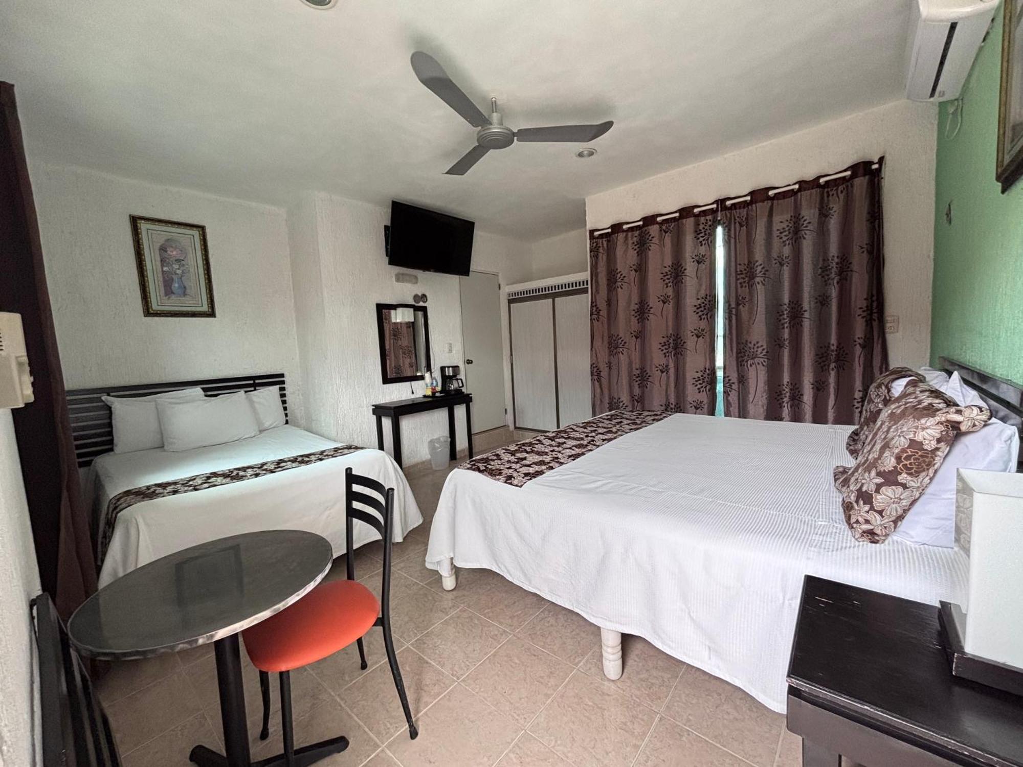 Hotel Posada Mercy Río Lagartos Eksteriør billede