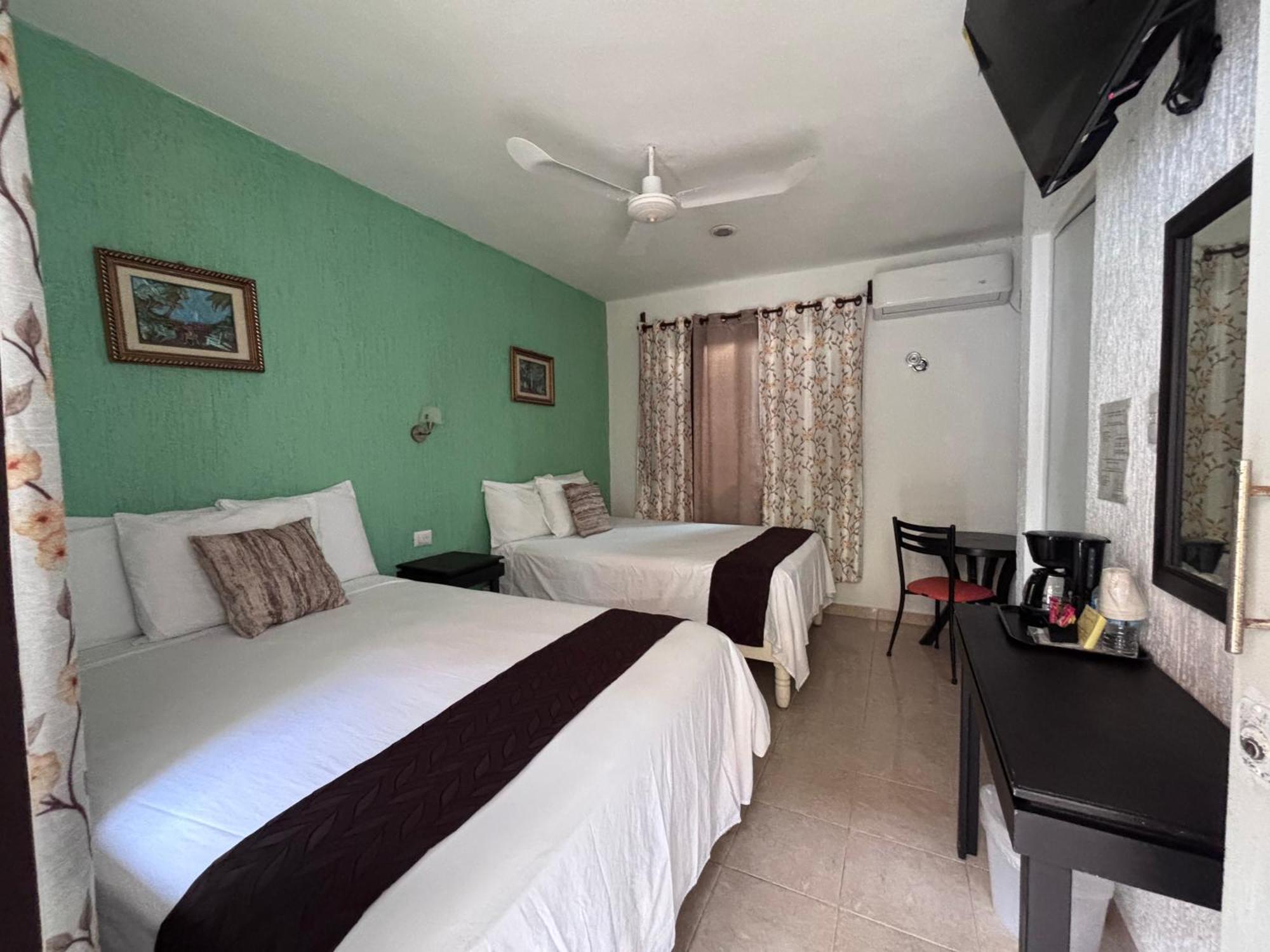 Hotel Posada Mercy Río Lagartos Eksteriør billede